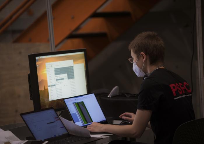 
              Since joining the SPARC project two years ago, MIT mechanical engineer Amy Watterson has honed her computer modeling skills to prepare fusion magnets for a crucial test.
              Photo: Gretchen Ertl
      