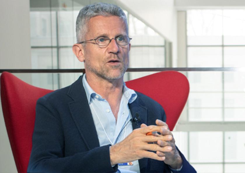 “The city is a universe,” says MIT professor of the practice Carlo Ratti. “It can be viewed through the lens of economics or sociology or architecture and design. But a lab focused on cities truly requires an omni-disciplinar...
“The city is a universe,” says MIT professor of the practice Carlo Ratti. “It can be viewed through the lens of economics or sociology or architecture and design. But a lab focused on cities truly requires an omni-disciplinar...