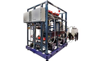 The Lithios system uses an undisclosed electrode material that attaches to lithium when exposed to precise voltages. Co-founder and CEO Mo Alkhadra explains: “Think of a big battery with wastewater flowing into the system. When the brine comes into contact with our electrodes, it selectively pulls lithium while rejecting essentially all the other contaminants.”