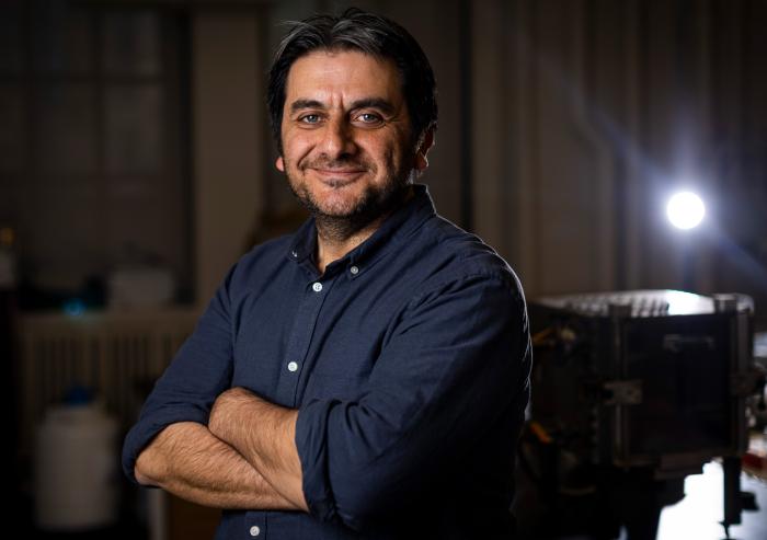 
              Cem Tasan, MIT’s newly tenured Thomas B. King Associate Professor of Metallurgy, has learned to lean in to the unexpected in research and in life.
              Photo: Adam Glanzman
      