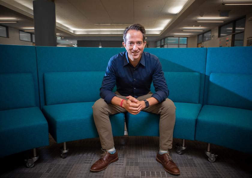 Jason Jay’s work is to help companies break through the confusion and figure out what they want to actually do, not merely what sounds good.
Jason Jay’s work is to help companies break through the confusion and figure out what they want to actually do, not merely what sounds good.