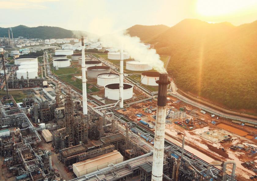 “At room temperature, the solution can absorb more CO2, and with mild heating it can release the CO2. There is an instant pH change when we heat up the solution a little bit,” Youhong (Nancy) Guo says.