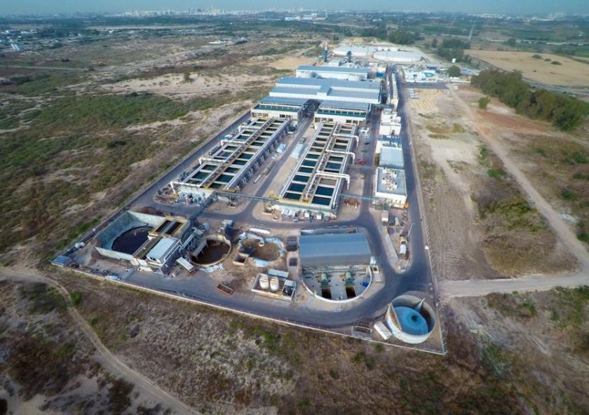 This desalination plant in Israel, called Sorek, is currently the world's largest, producing 625,000 cubic meters of fresh water per day. Boris Liberman, chief technology officer of IDE Technologies, the company that built this and several othe...