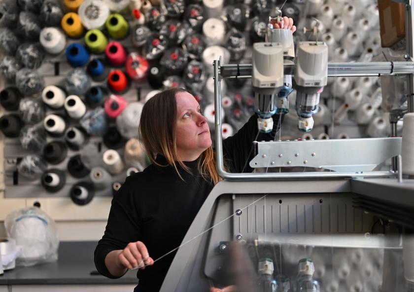 
              PhD student Lavender Tessmer has devoted herself to several projects throughout grad school, but all share a common thread: an emphasis on fiber development and textile programming. “At MIT, my interest in textiles really explode...