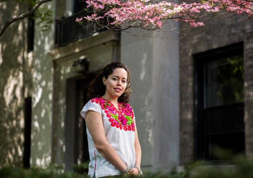 When PhD student Tiziana Smith isn’t at her computer refining or running her models, she can be found organizing activities and initiatives to help her fellow graduate students find mentors and become leaders themselves. Image: Jake Belcher