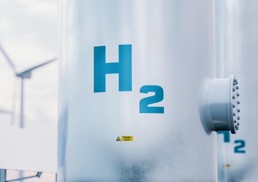 
              MIT researchers find that hydrogen-fired power generation can be a more cost-effective alternative to lithium-ion batteries for peaking operations on a power grid.
          