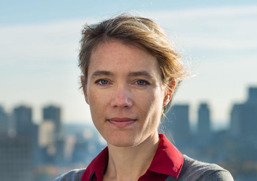 In an invited report and presentation at the White House ahead of the Paris climate negotiations, Jessika Trancik of the MIT Institute for Data, Systems, and Society described an analysis that she and her colleagues at MIT and Tsinghua Universit...