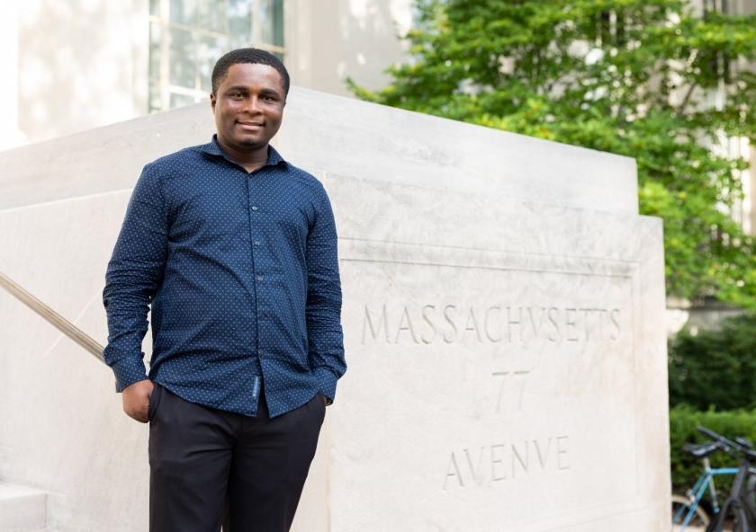 Ernest Opoku’s goal is to advance computational methods to study how electrons behave — a fundamental research that underlies applications ranging from materials science to drug discovery.
