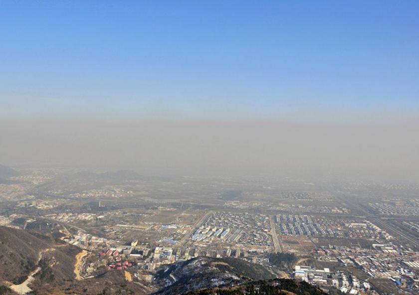 Polluted air over Beijing, ChinaPhoto: Patrick He/Flickr