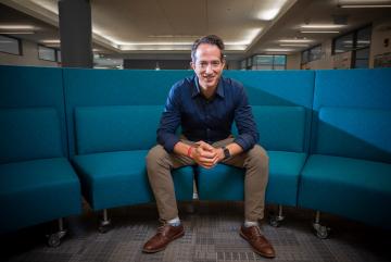 
              Jason Jay’s work is to help companies break through the confusion and figure out what they want to actually do, not merely what sounds good.
          