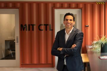 
              Josué C. Velázquez Martínez, the director of MIT’s Sustainable Supply Chain Lab, investigates how customer-facing supply chains can be made more environmentally and socially sustainable.
              Photo: David Sella
      