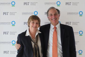 MIT's Maria T. Zuber and Conservation International's Peter SeligmannPhoto: Jose-Luis Olivares/MIT