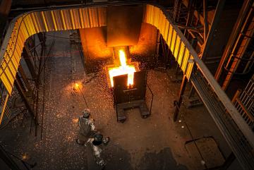 “Many reactions that were previously run sequentially though a conventional steelmaking process are now occurring simultaneously, within a single furnace,” Laureen Meroueh explains.