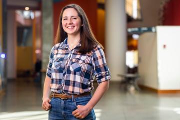 
              An early interest in archaeology led MIT senior Sophia Mittman to explore many facets of materials science, from restoring artwork to developing fruit snacks. Her new passion is finding ways to extract widely used minerals from minin...