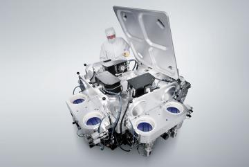 
              MIT.nano is receiving a new set of nanofabrication equipment, contributed by Applied Materials, capable of fabricating wafers — thin, round slices of semiconductor material — up to 200 millimeters in diameter, or 8 inches, a siz...