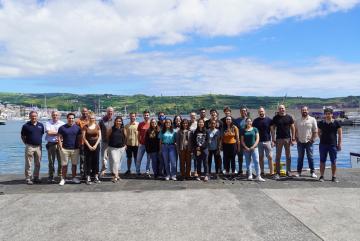 
              Students and lecturers from the 2022 Marine Robotics Summer Program
              Photo: Beatriz Mendes da Silva
      
