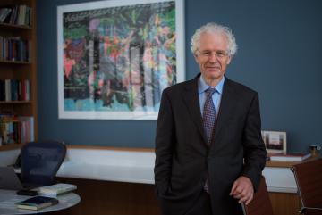 
              Forging cross-disciplinary ties and bringing creative people together around a common goal have proven valuable skills as Richard Lester has stepped into positions of ever-greater responsibility at the Institute, including his curren...