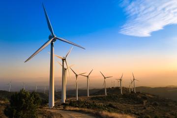 
              A new MIT study finds that the health benefits associated with wind power could more than quadruple if operators prioritized turning down output from the most polluting fossil-fuel-based power plants when energy from wind i...