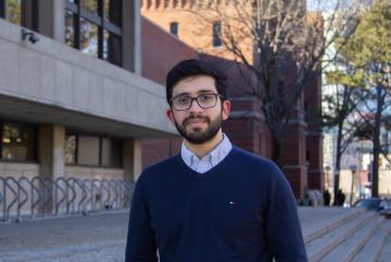 
              Meshkat Botshekan, a PhD student and research assistant at the MIT Concrete Sustainability Hub, has helped develop a method to estimate traffic conditions using the measurements gathered from a single vehicle.  
              Photo...