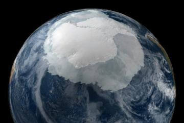 MIT scientists suggest sea ice extent in the Southern Ocean may increase with glacial melting in Antarctica. This image shows a view of the Earth on Sept. 21, 2005 with the full Antarctic region visible. Photo: NASA/Goddard Space Flight Center