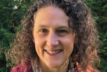 
              Arlene Fiore is the first person to be appointed to the Peter H. Stone and Paola Malanotte Stone Professor in Earth, Atmospheric and Planetary Sciences
              Photo courtesy of Arlene Fiore.
      