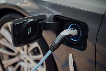 
              “The benefits appear to be the same order of magnitude as the costs,” says I-Yun Lisa Hsieh PhD ’20 of China’s transition to electric vehicles. “It’s so close that we need to be careful to get the numbers right.”
      ...