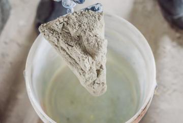 
              Reformulation of cement using artificial intelligence might help to reduce carbon emissions associated with its manufacture.
          
