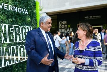 Provost and Chief Innovation and Strategy Officer Anantha Chandrakasan (left) speaks with Massachusetts Secretary of Energy and Environmental Affairs Rebecca Tepper outside Lobby 13.