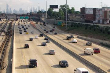 MIT researchers find there are significant emissions associated with a pavement during its operational life, and that emissions depend on factors including local climate and traffic patterns.Photo: Ben Schumin/Wikimedia Commons
